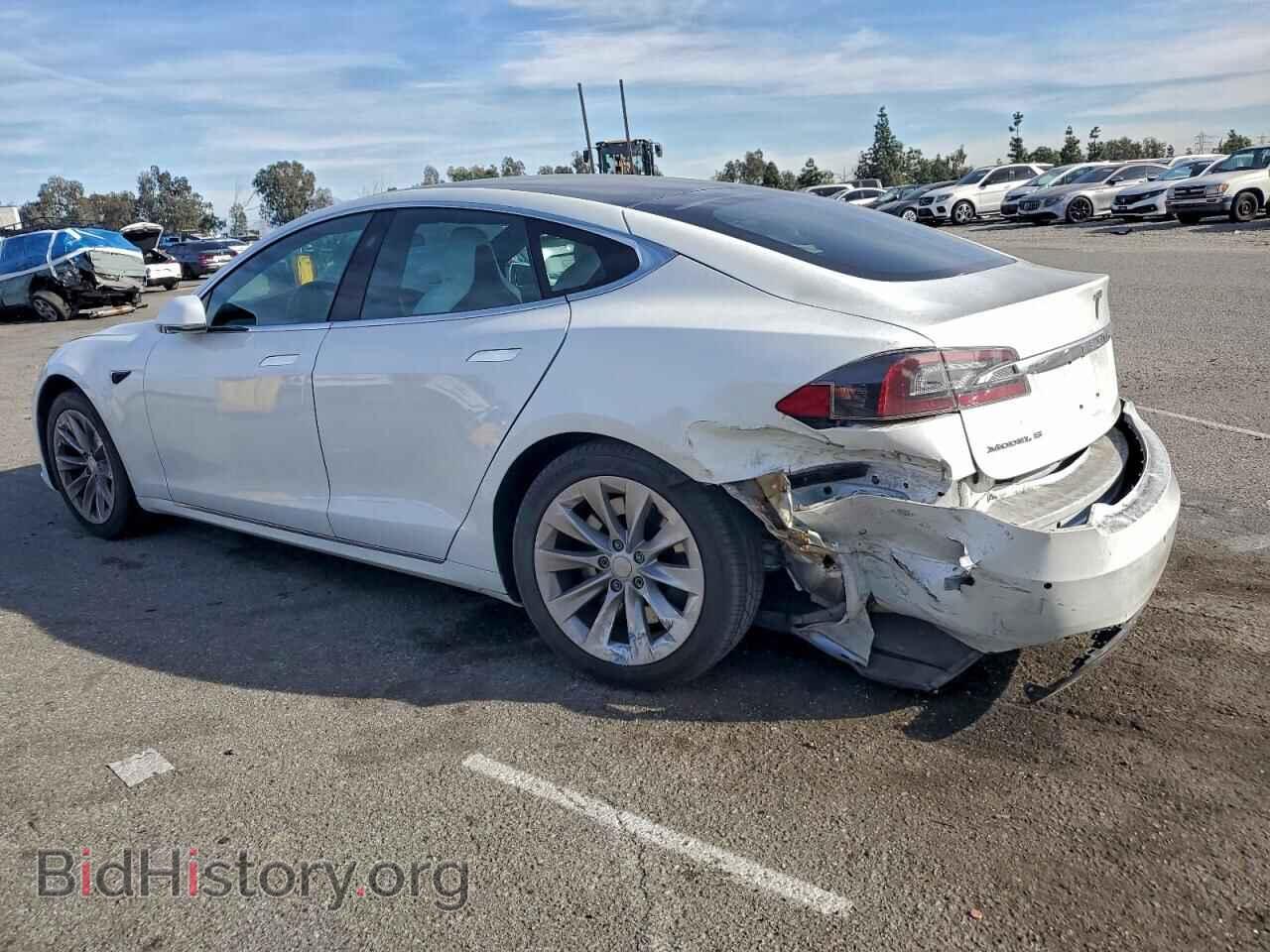 2018 TESLA MODEL S - VIN: 5YJSA1E20JF272766 - Фото 2