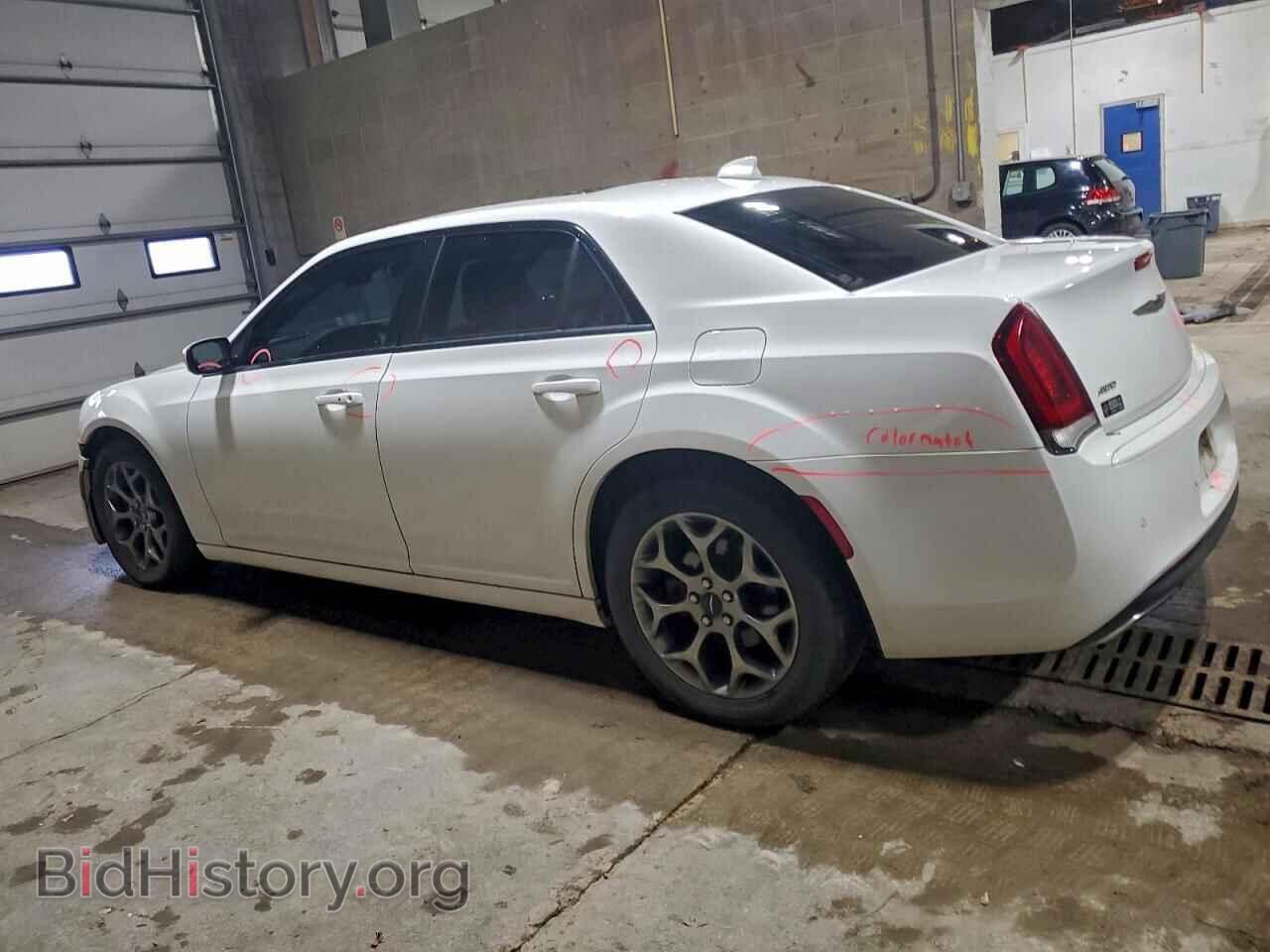 2015 CHRYSLER 300 - VIN: 2C3CCAGG8FH876272 - Фото 2