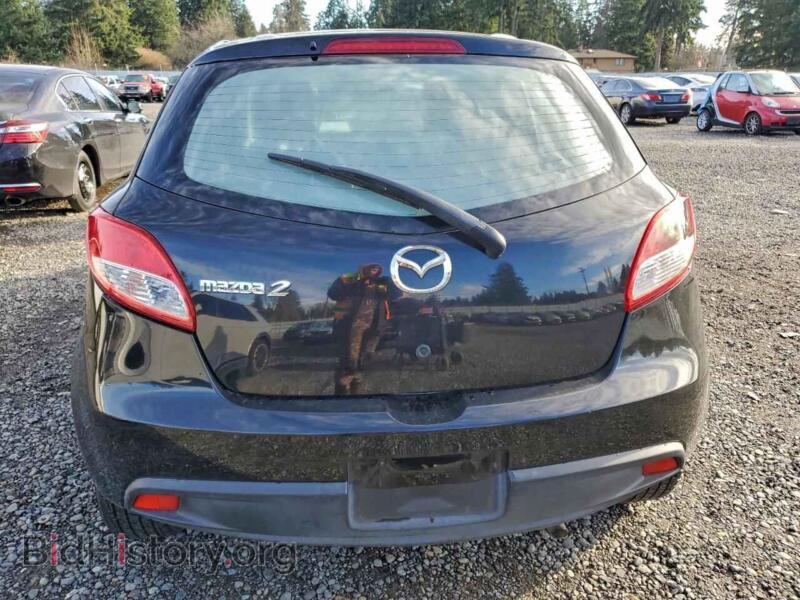 2011 Mazda 2 (VIN JM1DE1HZ2B0120901) — фото 6 из 12