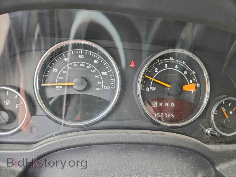2014 Jeep COMPASS (VIN 1C4NJDEBXED665024) — photo 9 of 13