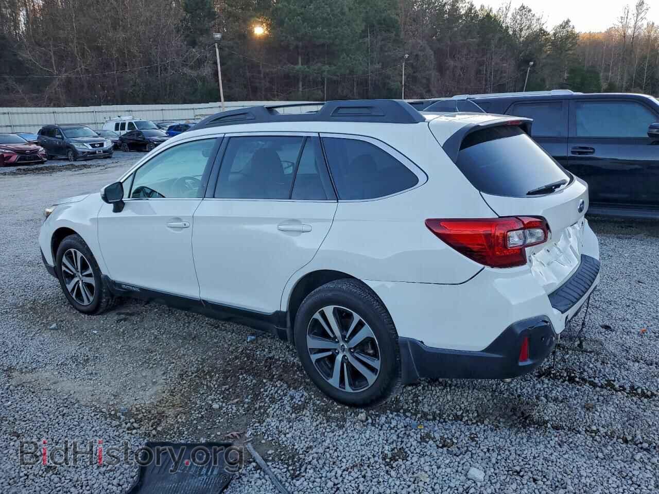 2018 SUBARU OUTBACK - VIN: 4S4BSENC7J3373406 - Фото 2