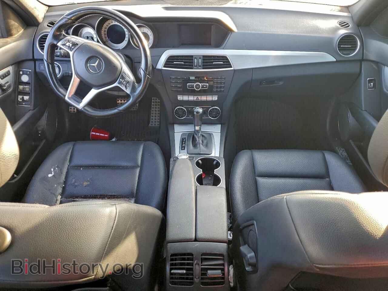 2014 MERCEDES-BENZ C-CLASS - VIN: WDDGF4HB6EA952633 - Фото 8