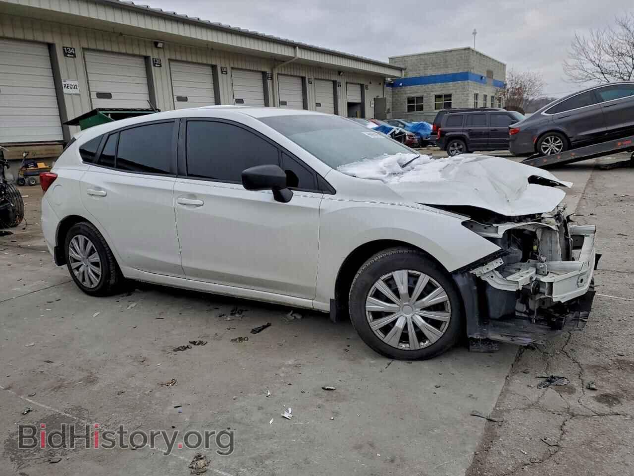 2017 SUBARU IMPREZA - VIN: 4S3GTAA64H3704906 - Фото 4