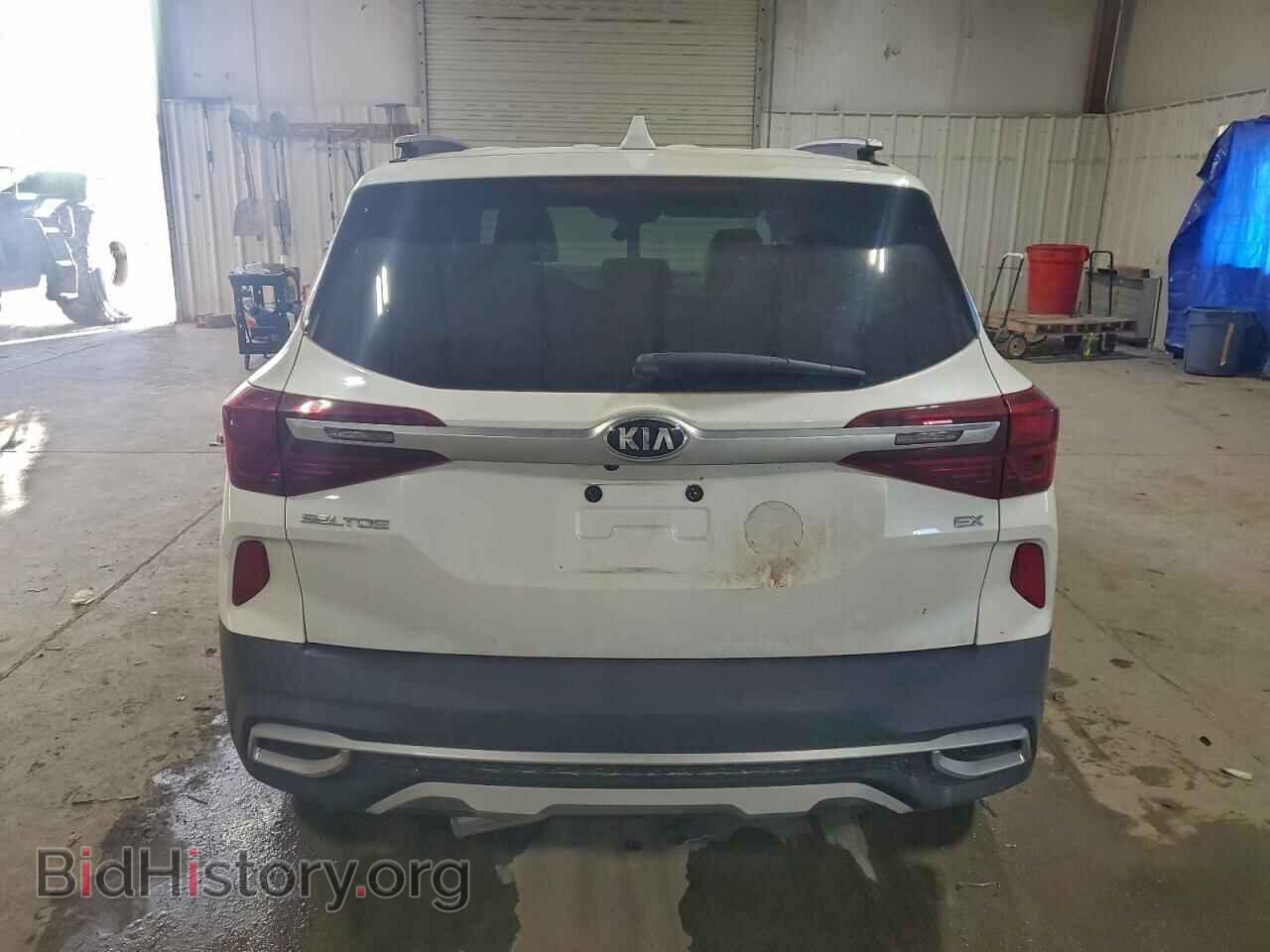 2021 KIA SELTOS - VIN: KNDERCAA9M7120073 - Фото 6