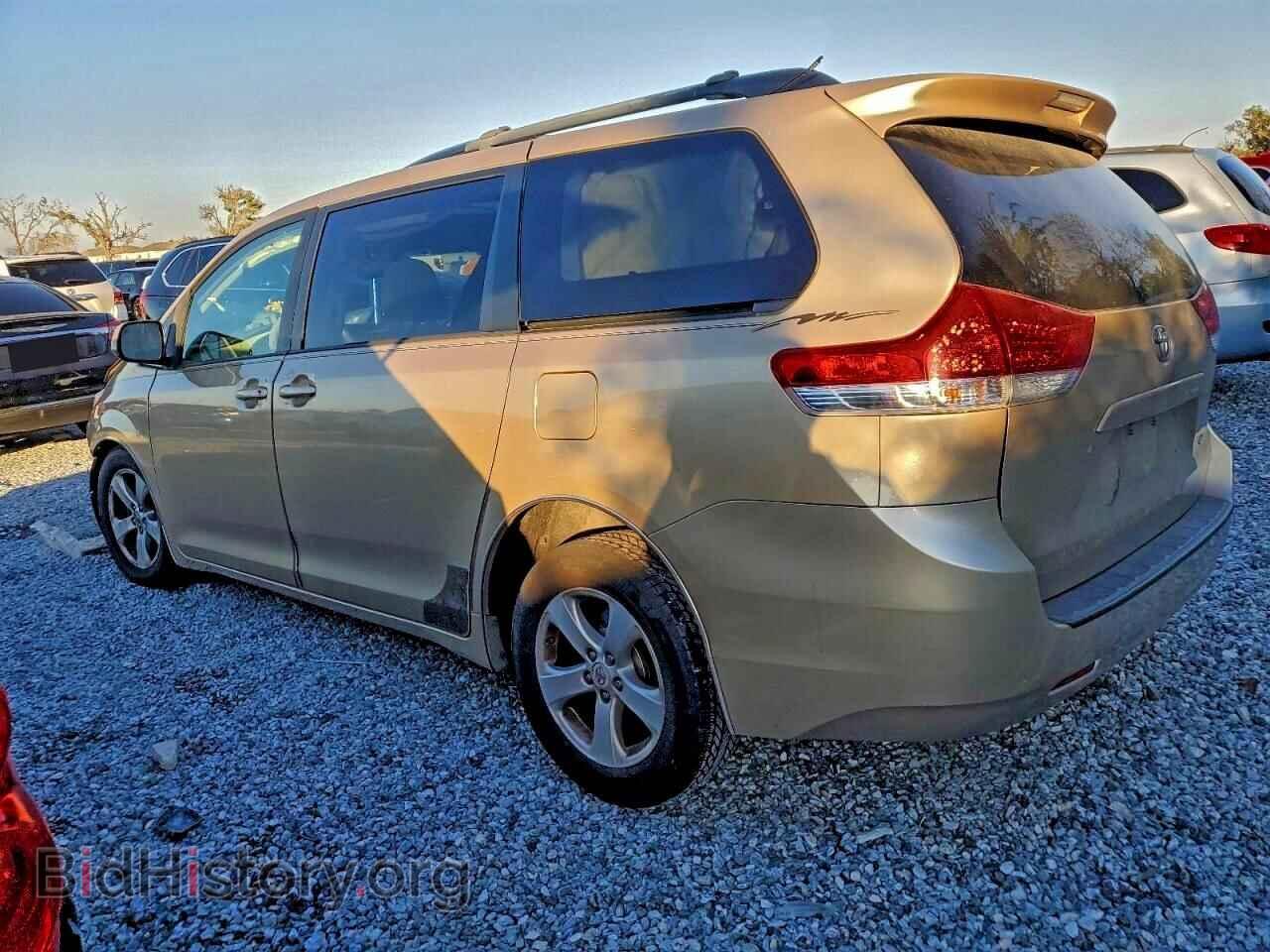 2011 TOYOTA All Models - VIN: 5TDKK3DC1BS064962 - Photo 2