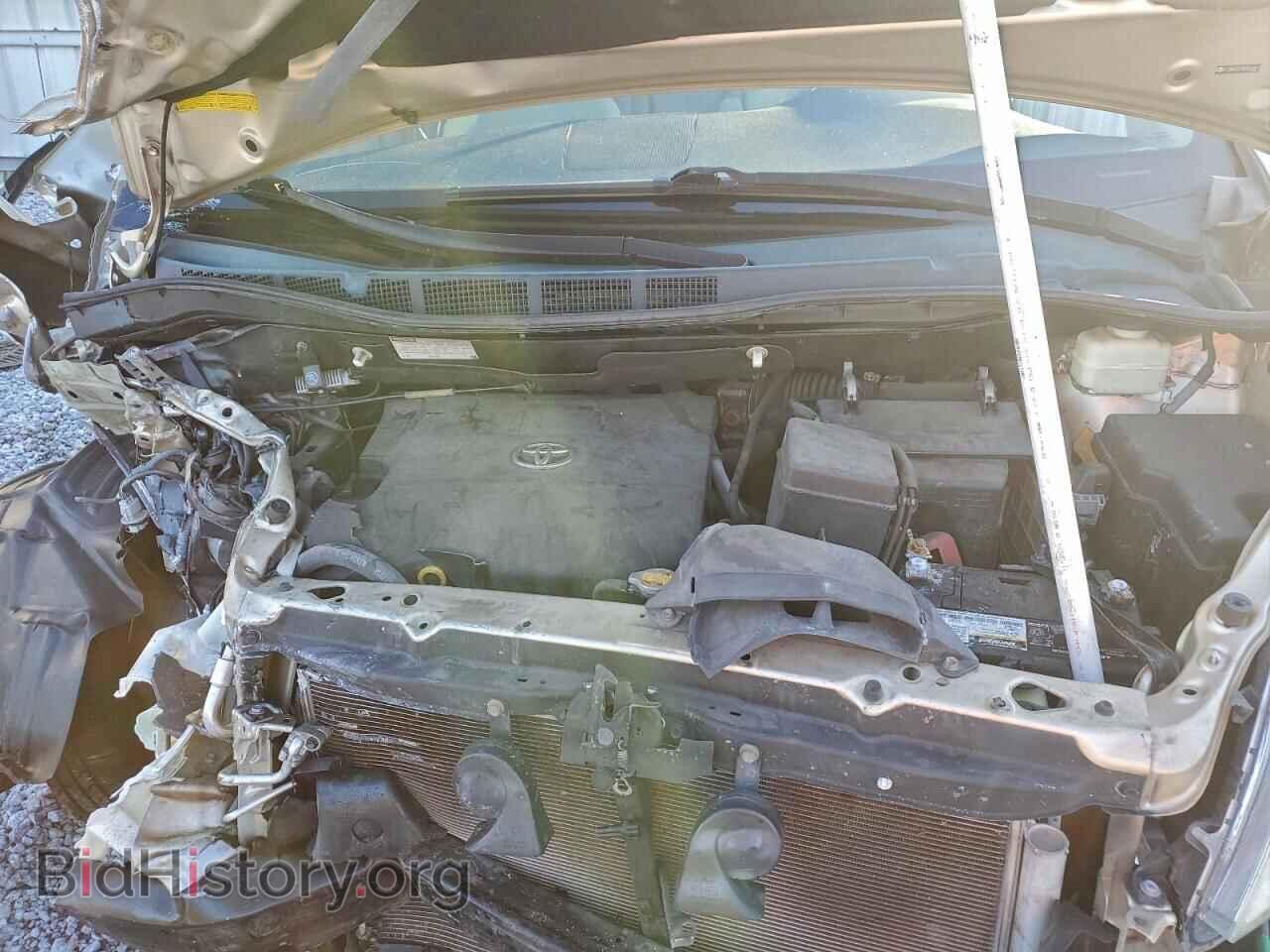2011 TOYOTA All Models - VIN: 5TDKK3DC1BS064962 - Photo 12
