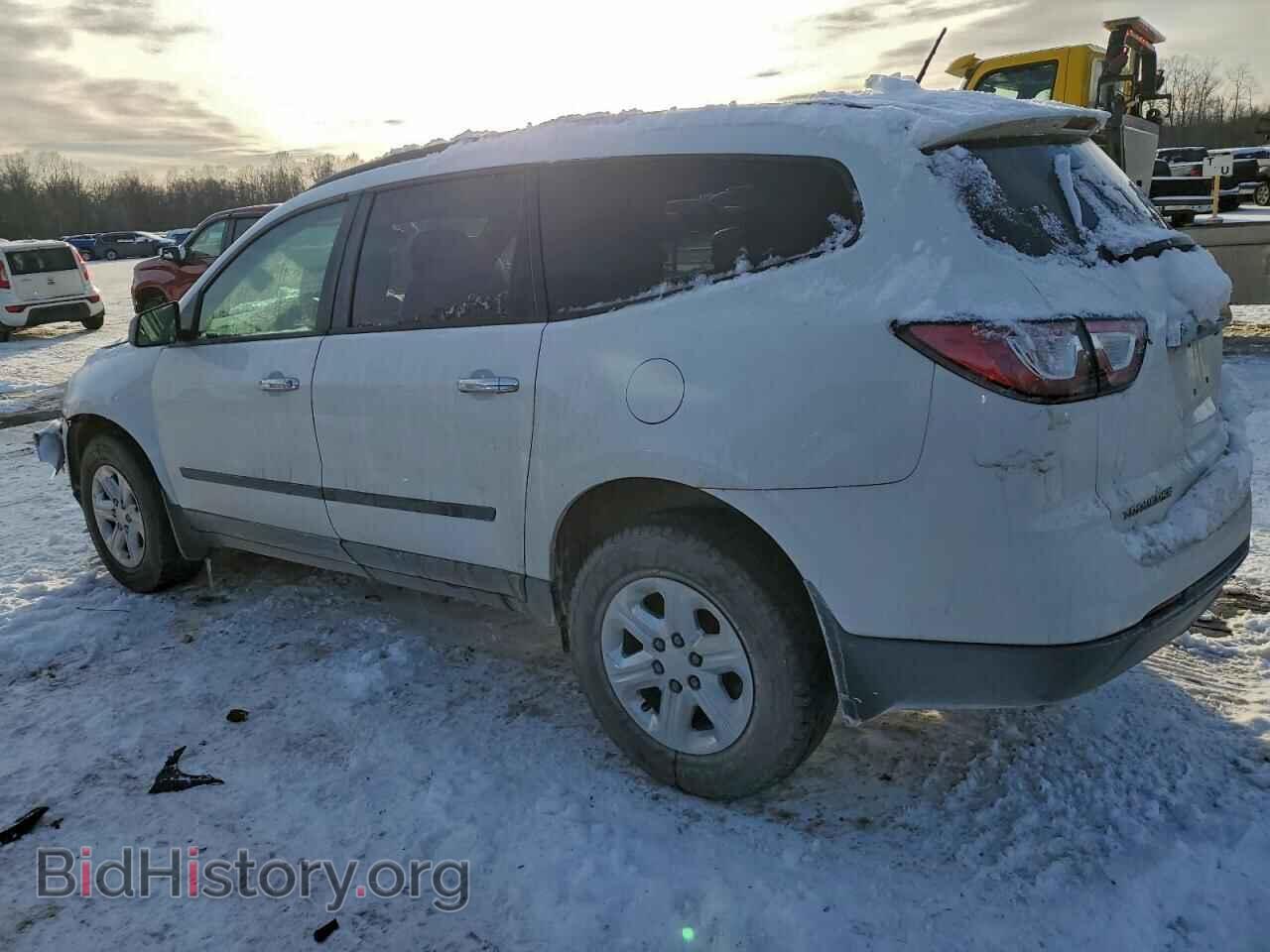 2017 CHEVROLET TRAVERSE - VIN: 1GNKRFED4HJ257530 - Фото 2