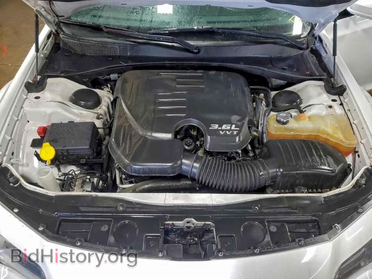 2015 CHRYSLER 300 - VIN: 2C3CCABG5FH760471 - Фото 11