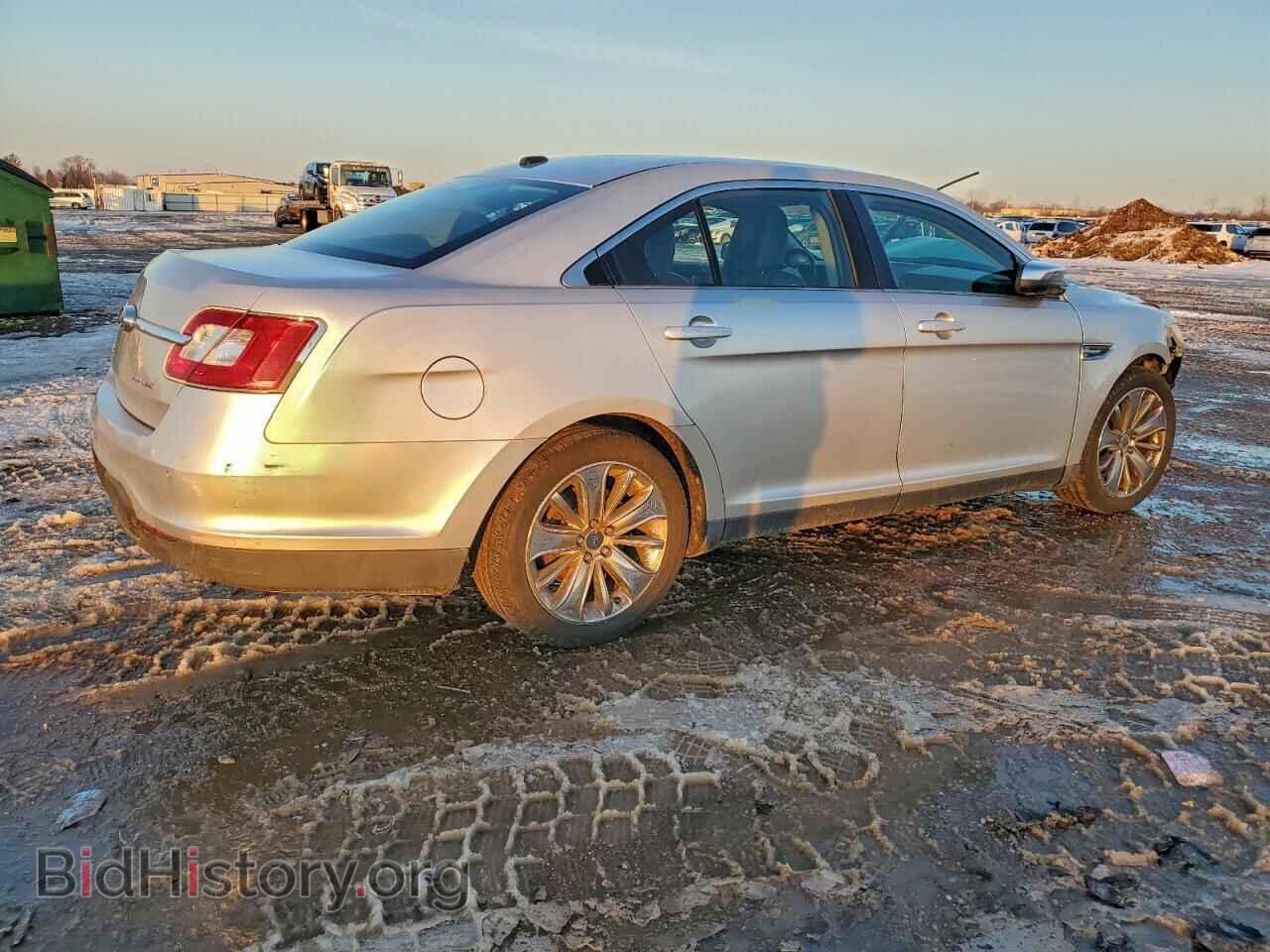 2010 FORD TAURUS - VIN: 1FAHP2FW6AG137870 - Фото 3