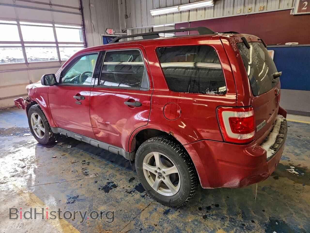 2011 FORD ESCAPE - VIN: 1FMCU0DG7BKB33494 - Фото 2
