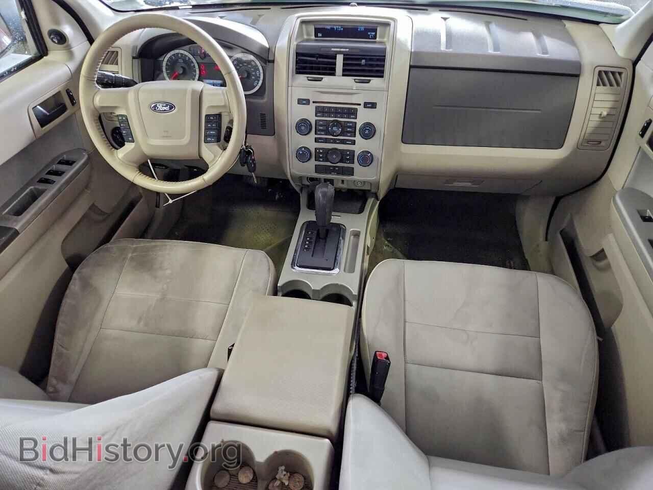2011 FORD ESCAPE - VIN: 1FMCU0DG7BKB33494 - Фото 8