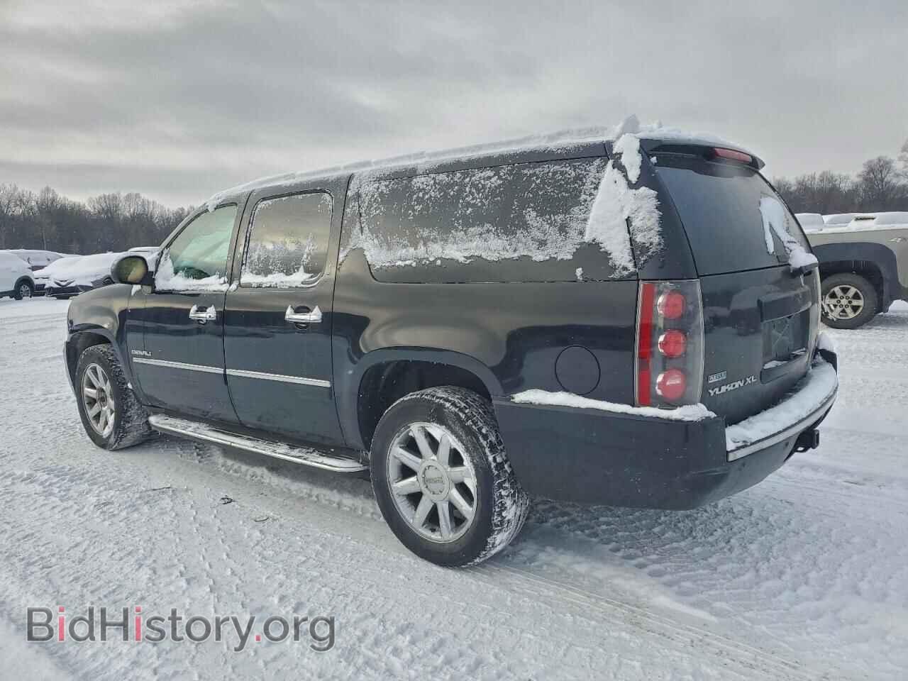 2011 GMC YUKON - VIN: 1GKS2MEF5BR247735 - Фото 2
