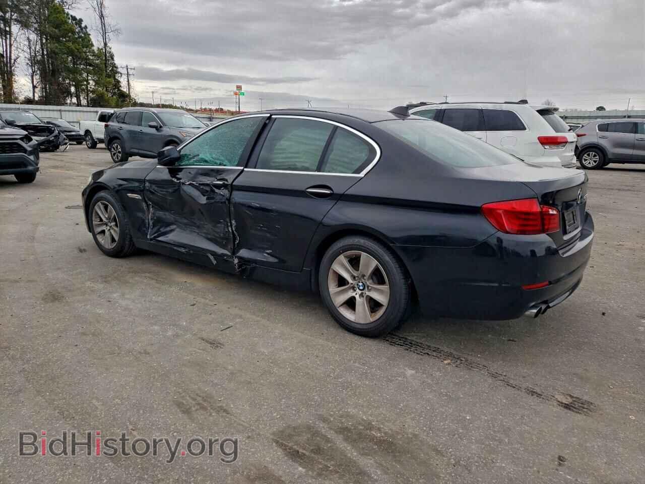 2011 BMW 5 SERIES - VIN: WBAFR1C59BC673364 - Фото 2