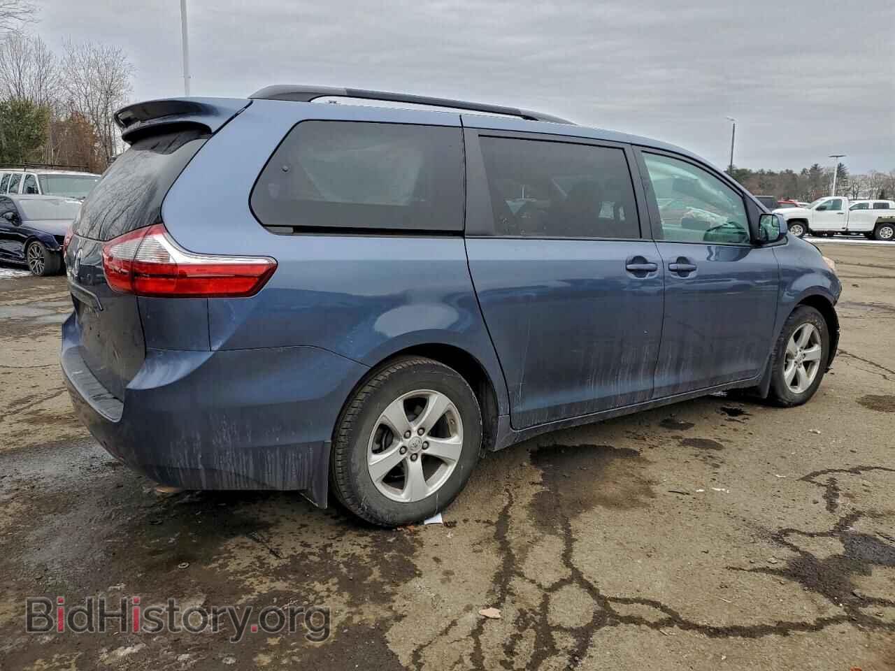 2017 TOYOTA All Models - VIN: 5TDKZ3DC8HS876084 - Фото 3