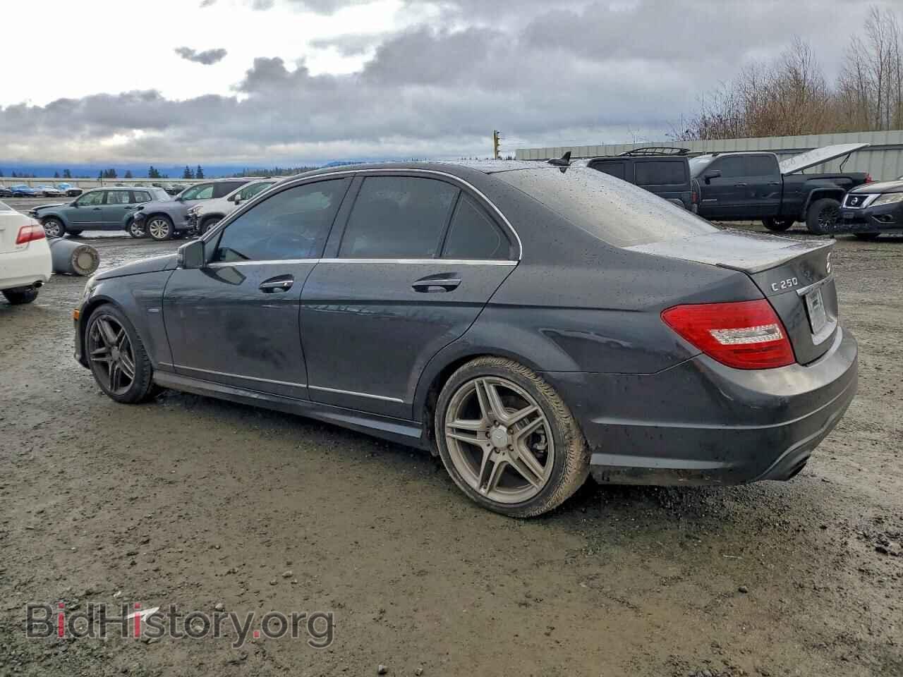 2012 MERCEDES-BENZ C-CLASS - VIN: WDDGF4HB5CR220167 - Фото 2