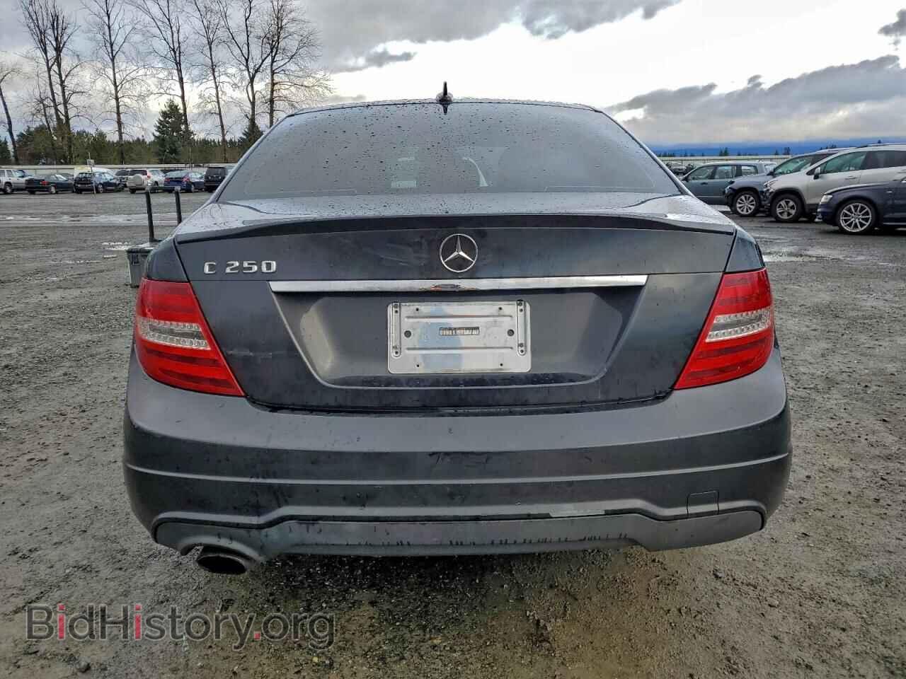 2012 MERCEDES-BENZ C-CLASS - VIN: WDDGF4HB5CR220167 - Фото 6