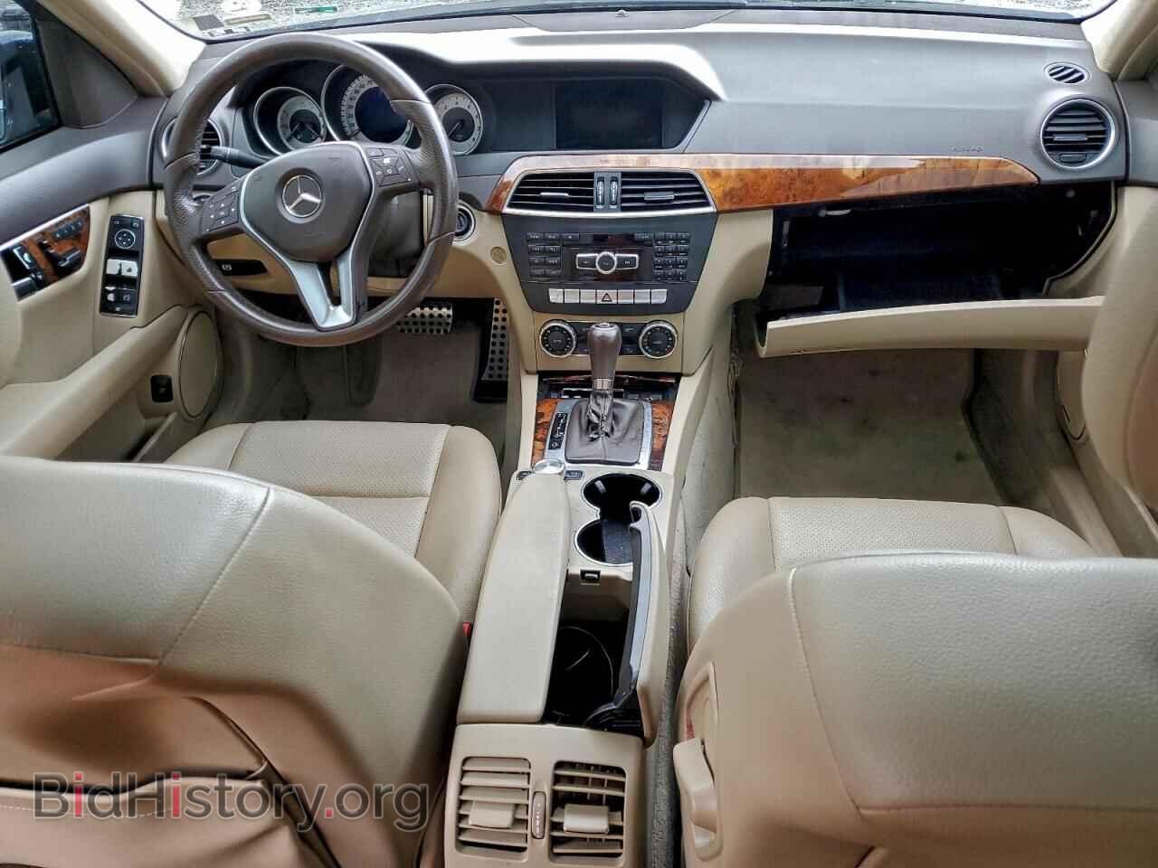 2012 MERCEDES-BENZ C-CLASS - VIN: WDDGF4HB5CR220167 - Фото 8