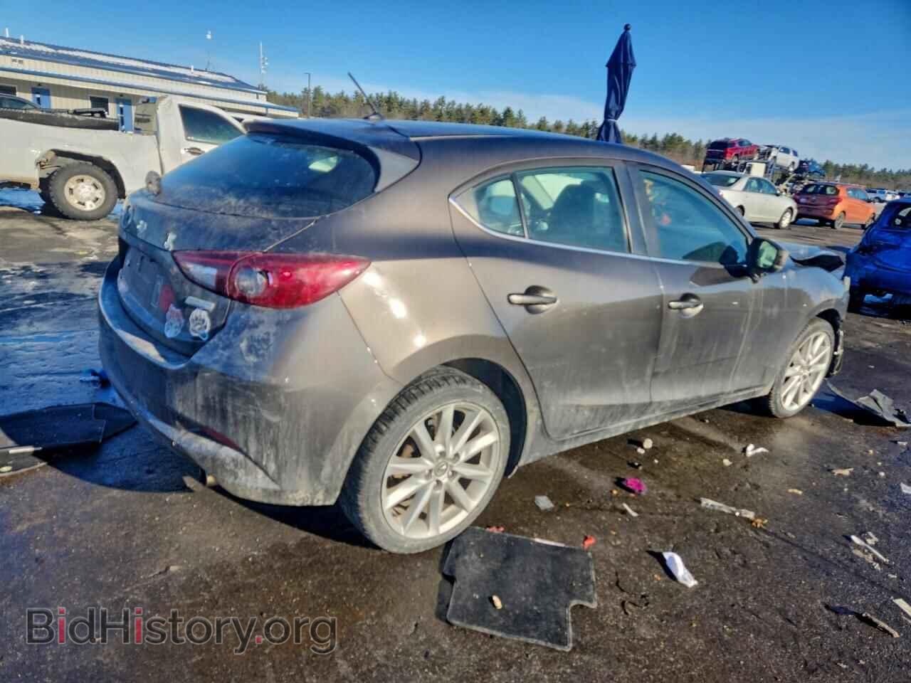2017 MAZDA 3 - VIN: 3MZBN1L72HM132921 - Photo 3