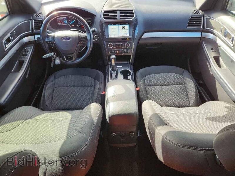 2017 Ford EXPLORER (VIN 1FM5K7D88HGD85251) — photo 8 of 15