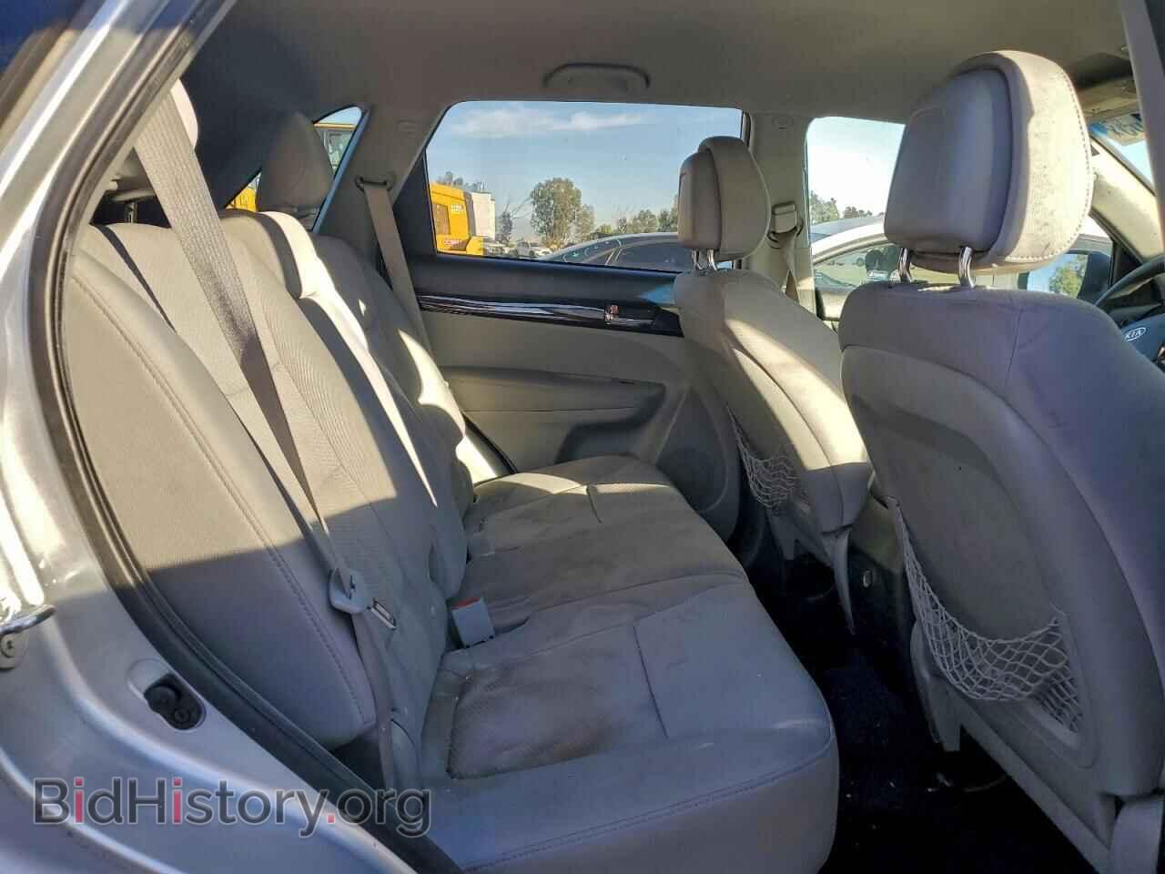 2011 KIA SORENTO - VIN: 5XYKT3A19BG044049 - Фото 11