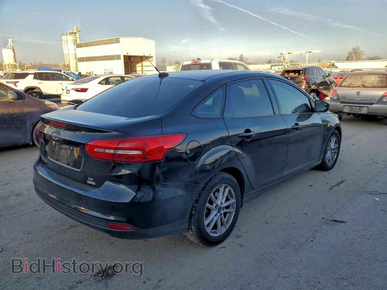 2017 FORD FOCUS - VIN: 1FADP3FE4HL328801 - Фото 3