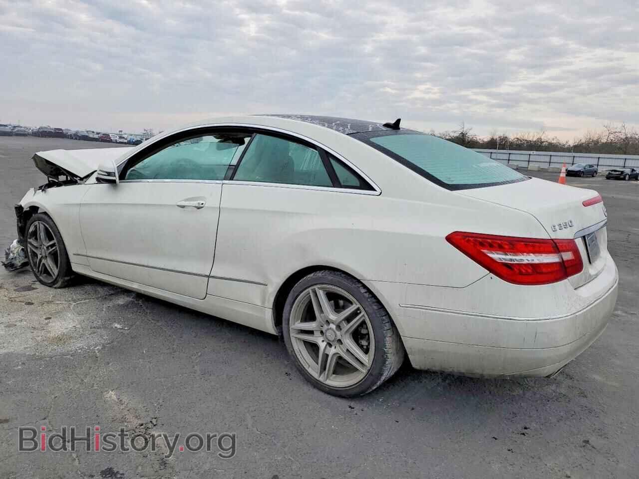 2011 MERCEDES-BENZ E-CLASS - VIN: WDDKJ5GB5BF083019 - Фото 2