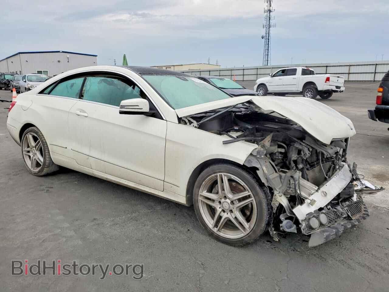 2011 MERCEDES-BENZ E-CLASS - VIN: WDDKJ5GB5BF083019 - Фото 4