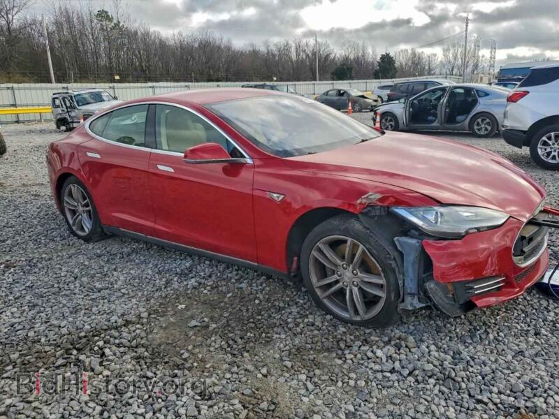 2013 Tesla MODEL S (VIN 5YJSA1DNXDFP09334) — фото 4 из 12
