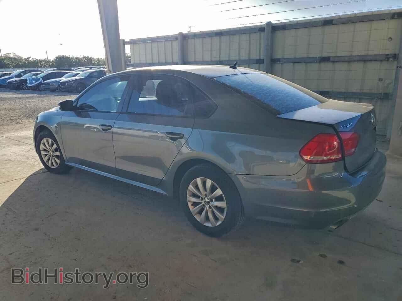 2013 VOLKSWAGEN PASSAT - VIN: 1VWAH7A36DC004098 - Фото 2