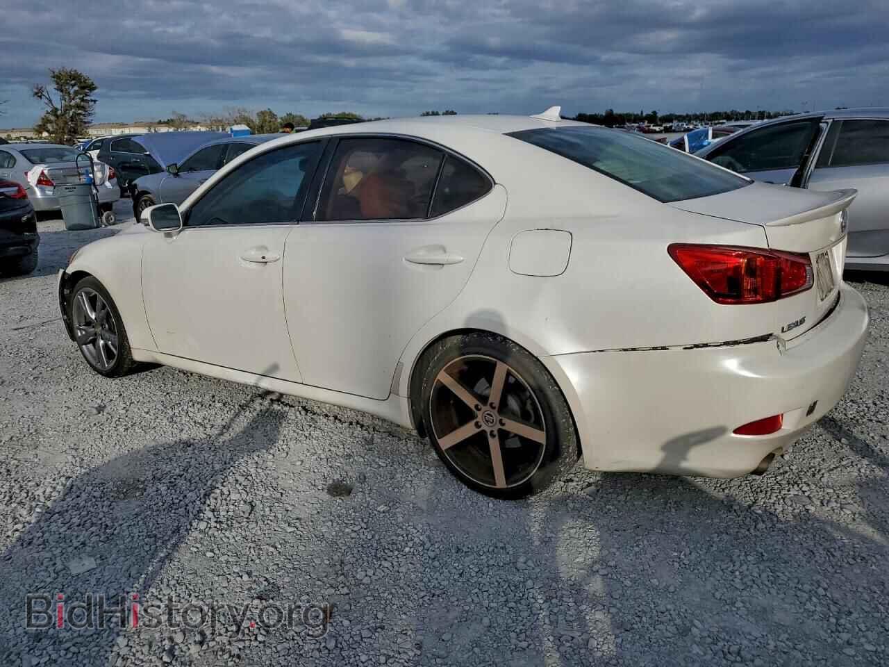 2010 LEXUS IS - VIN: JTHBF5C24A2096284 - Photo 2