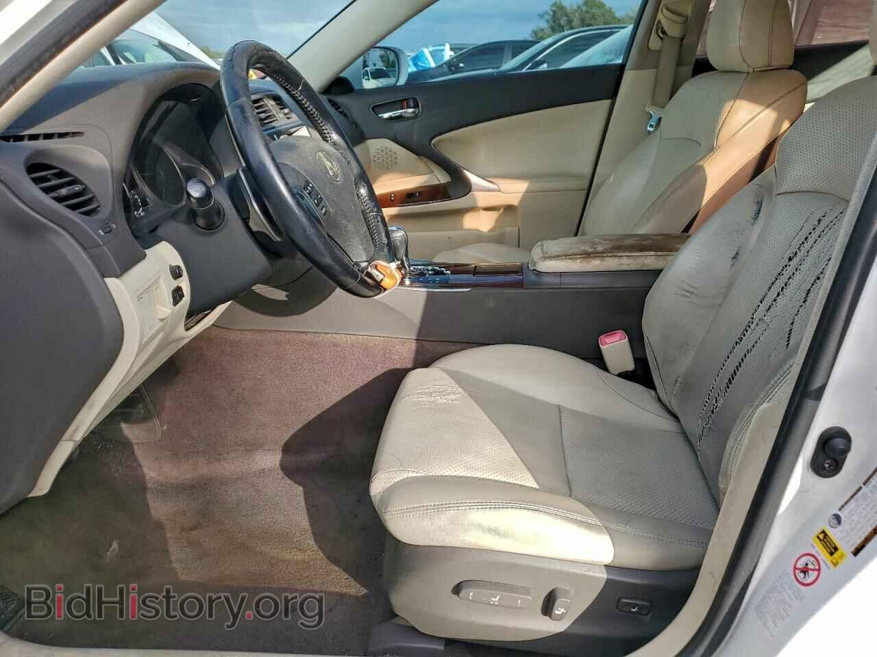 2010 LEXUS IS - VIN: JTHBF5C24A2096284 - Photo 7