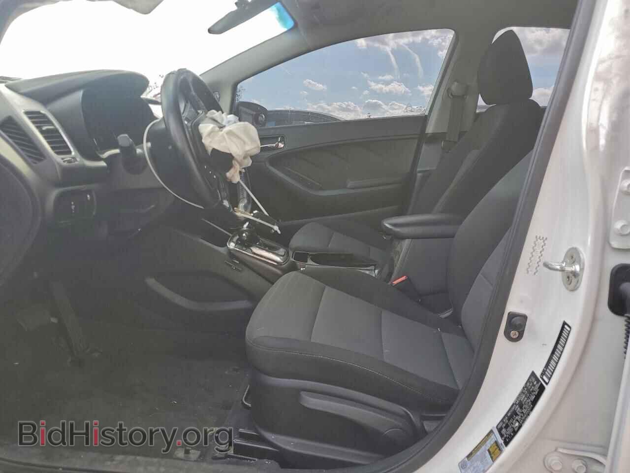 2017 KIA FORTE - VIN: 3KPFL4A76HE052014 - Фото 7