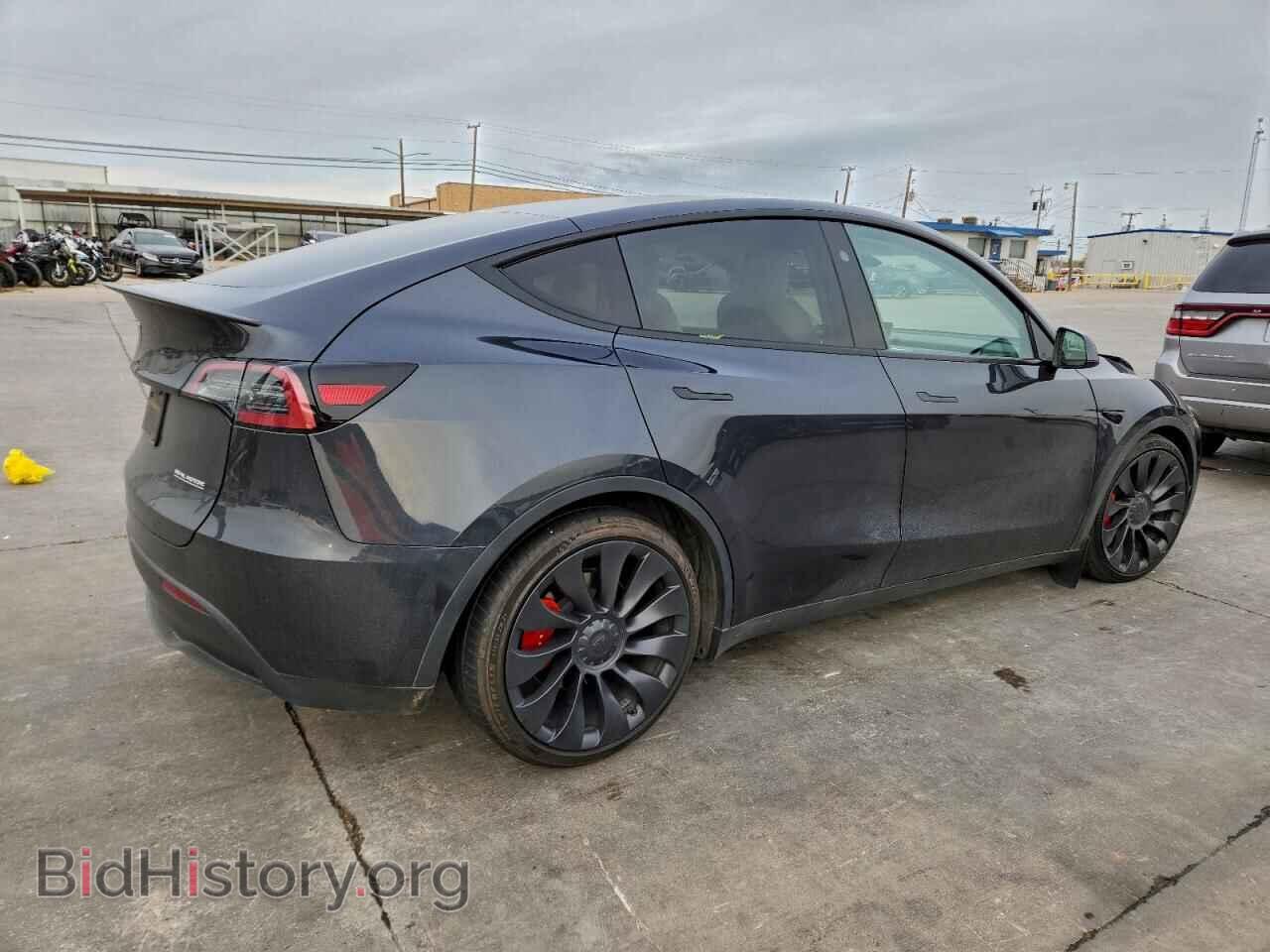 2024 TESLA MODEL Y - VIN: 7SAYGDEF0RF024464 - Фото 3