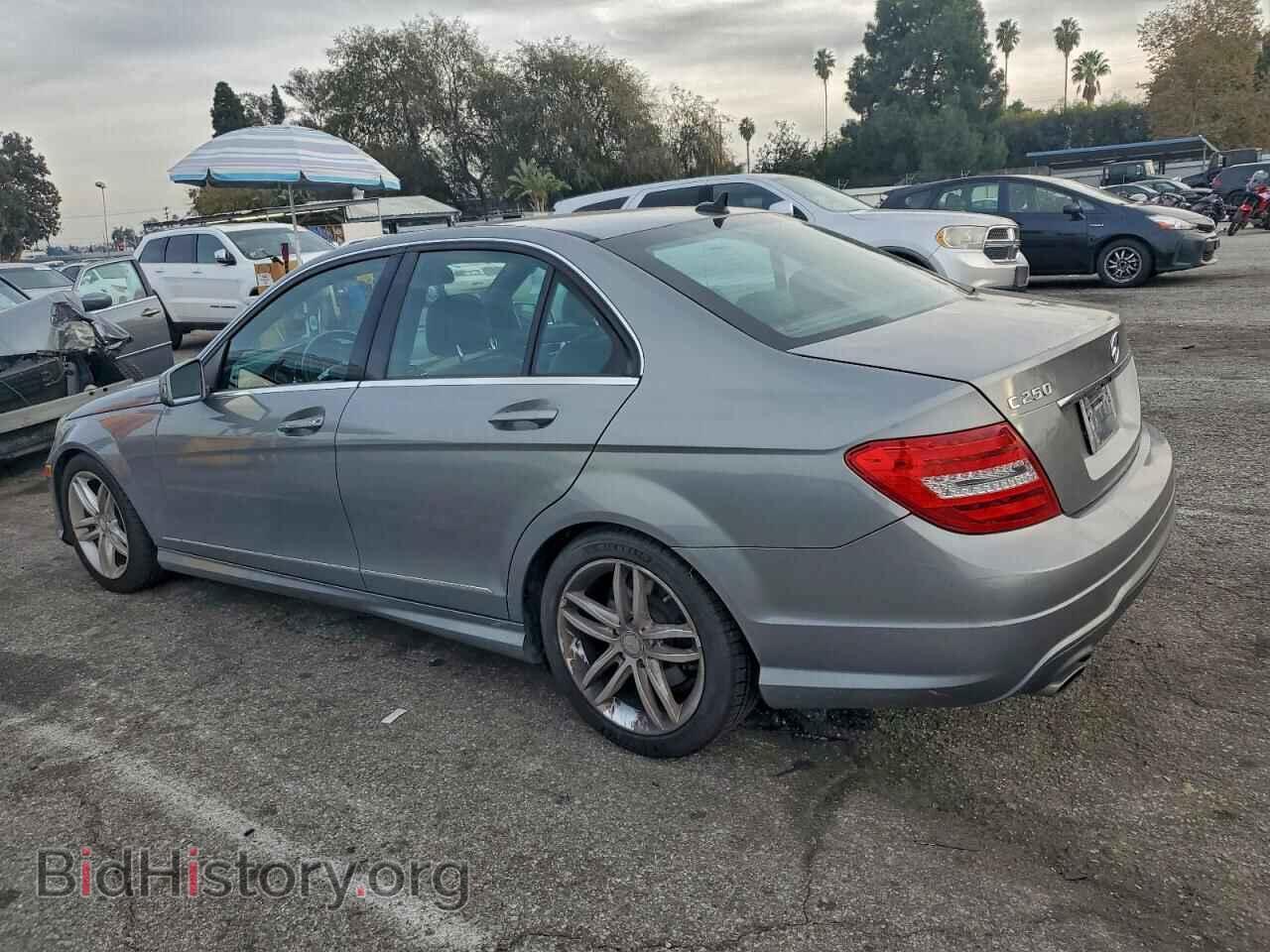 2013 MERCEDES-BENZ C-CLASS - VIN: WDDGF4HBXDA766379 - Фото 2