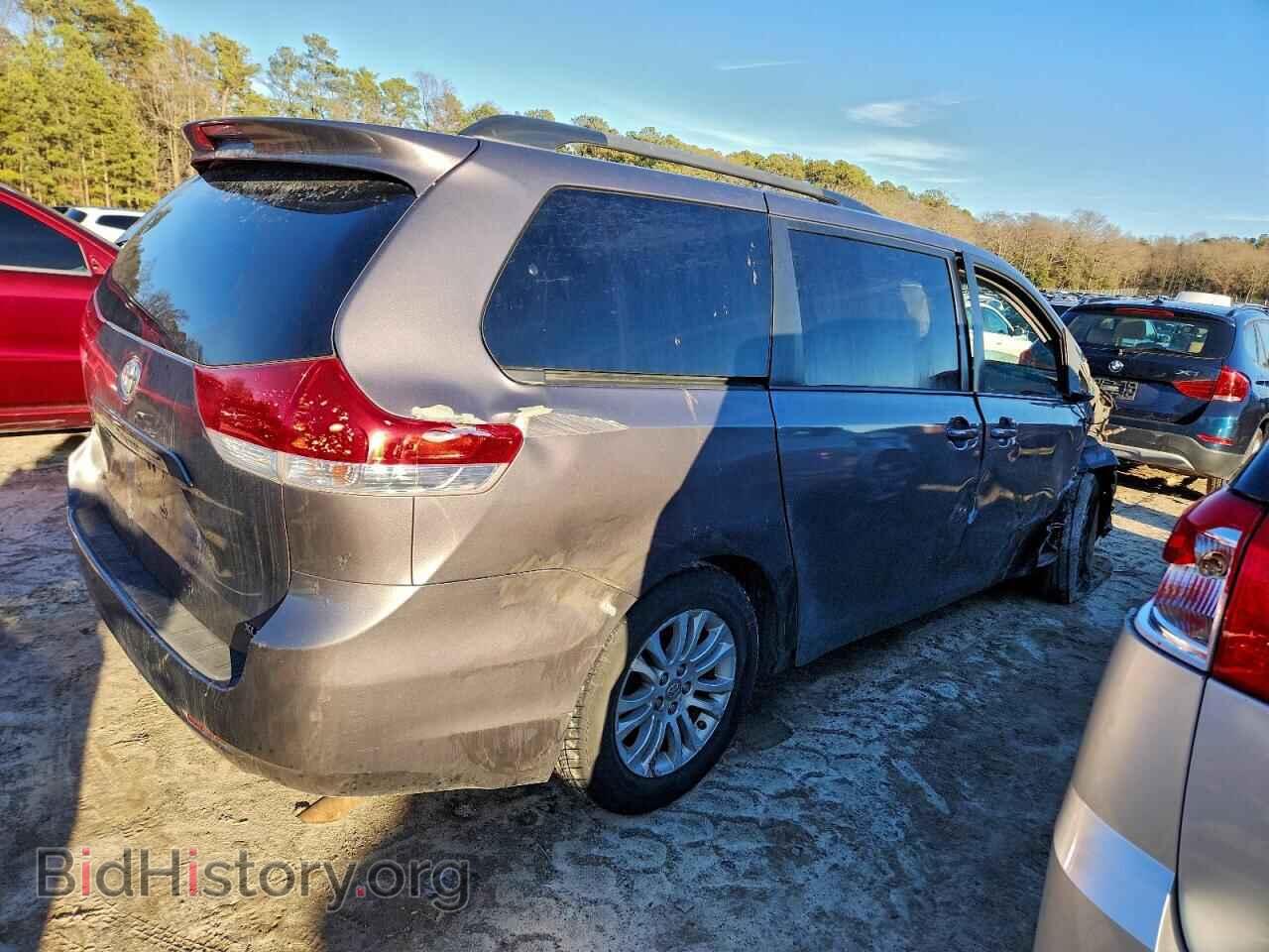 2011 TOYOTA All Models - VIN: 5TDYK3DC5BS088580 - Фото 3