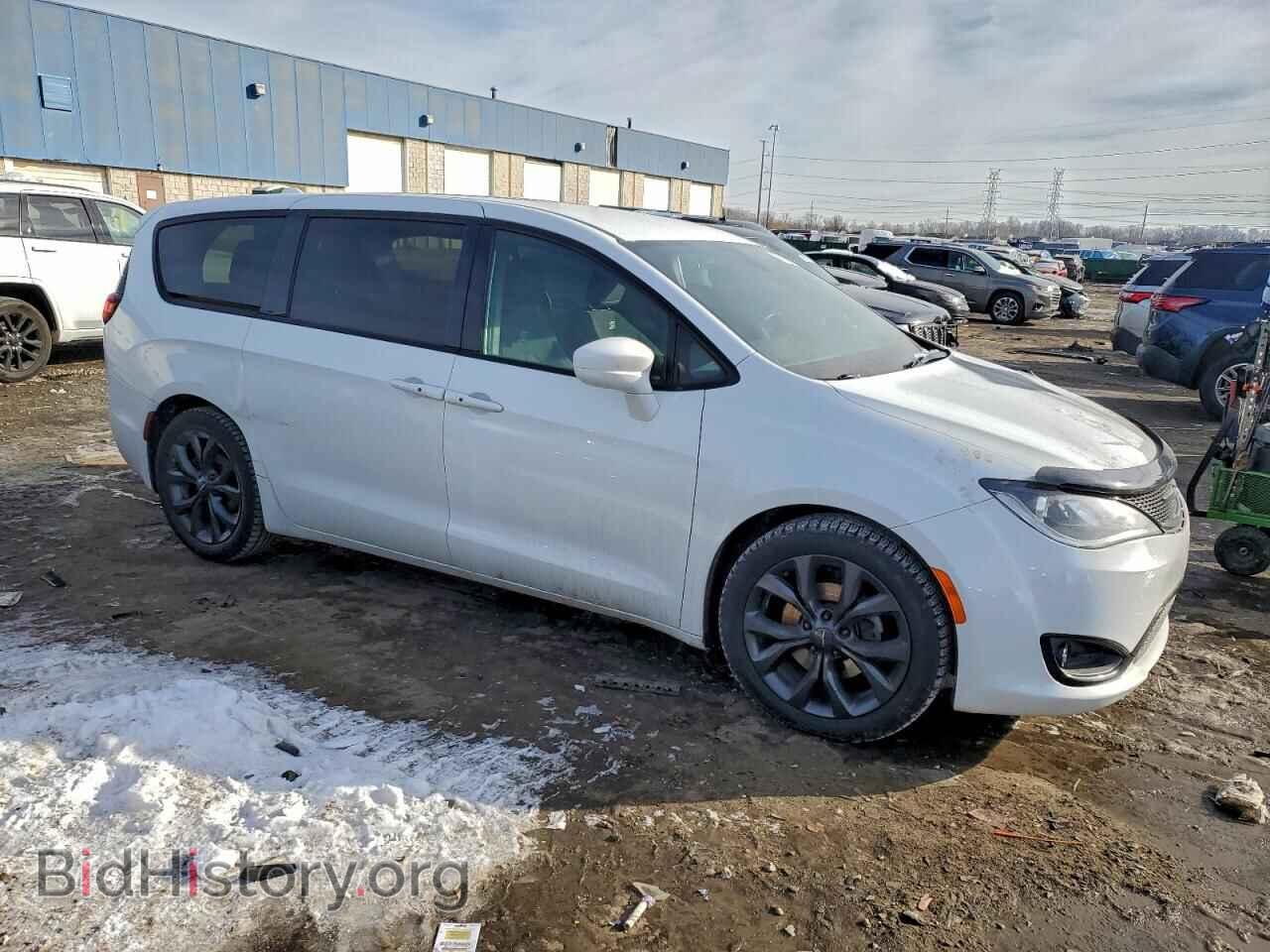 2018 CHRYSLER PACIFICA - VIN: 2C4RC1FG5JR365502 - Фото 4