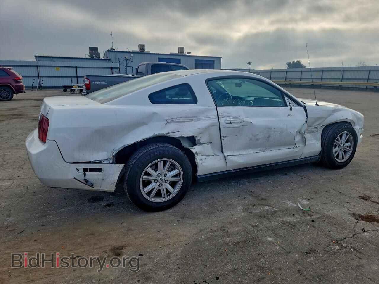 2005 FORD ALL Models - VIN: 1ZVFT80N655133963 - Фото 3