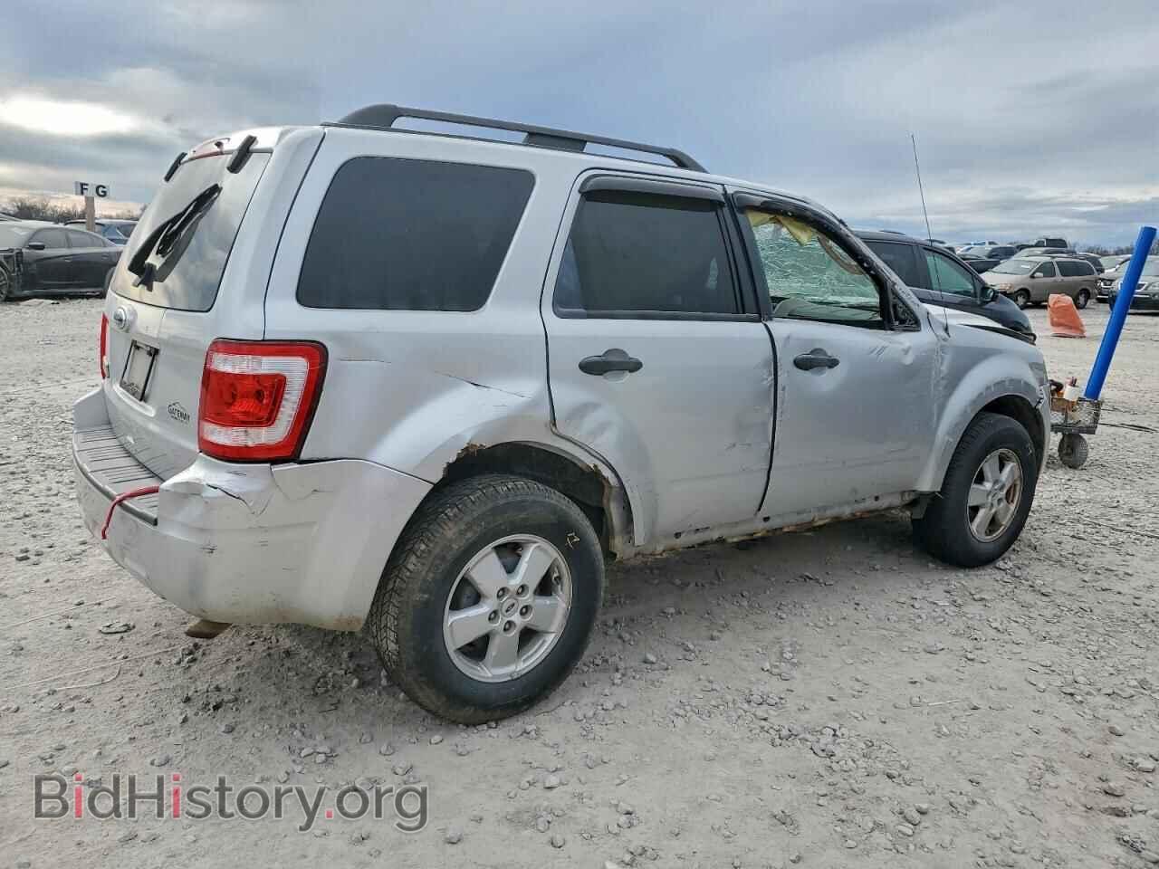 2010 FORD ESCAPE - VIN: 1FMCU9D74AKB29177 - Фото 3