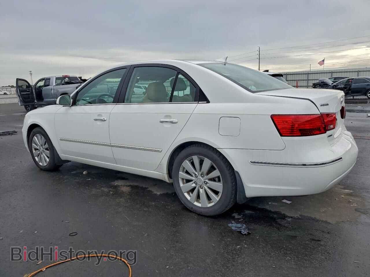 2009 HYUNDAI SONATA - VIN: 5NPEU46C69H511795 - Фото 2