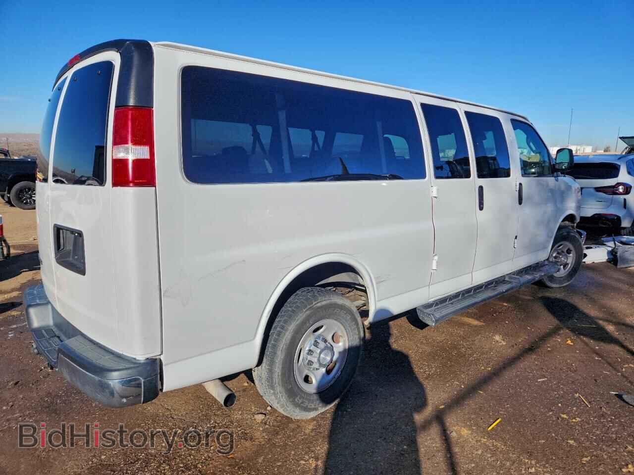2019 CHEVROLET EXPRESS - VIN: 1GAZGPFG8K1248695 - Фото 3
