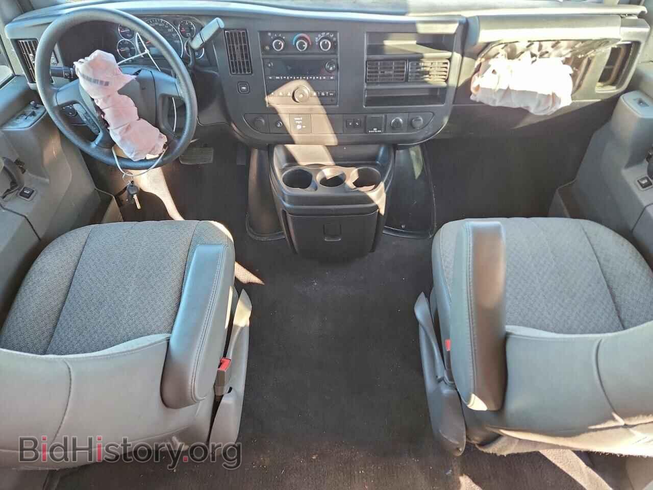 2019 CHEVROLET EXPRESS - VIN: 1GAZGPFG8K1248695 - Фото 8