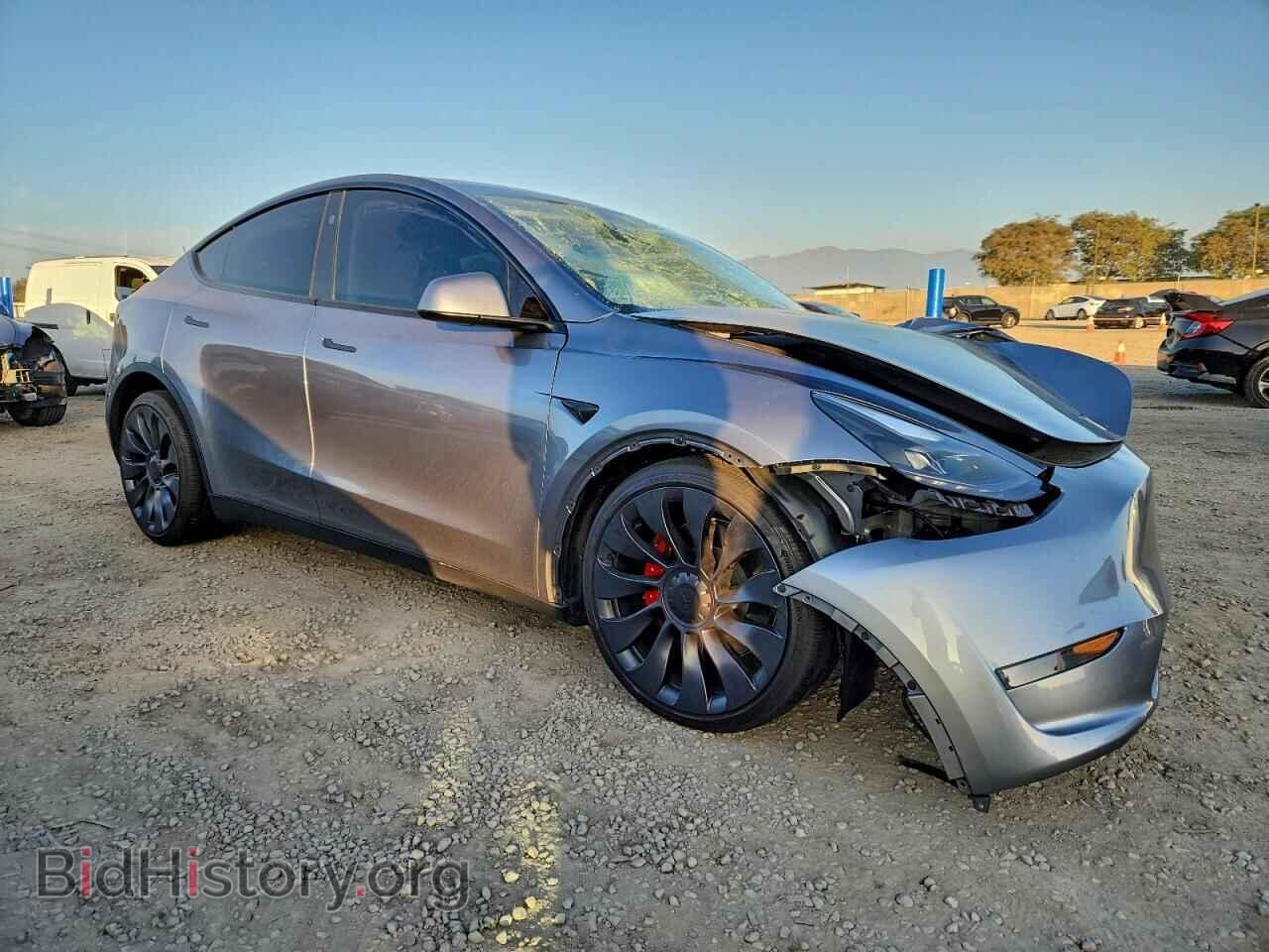 2024 TESLA MODEL Y - VIN: 7SAYGDEF0RA306200 - Фото 4
