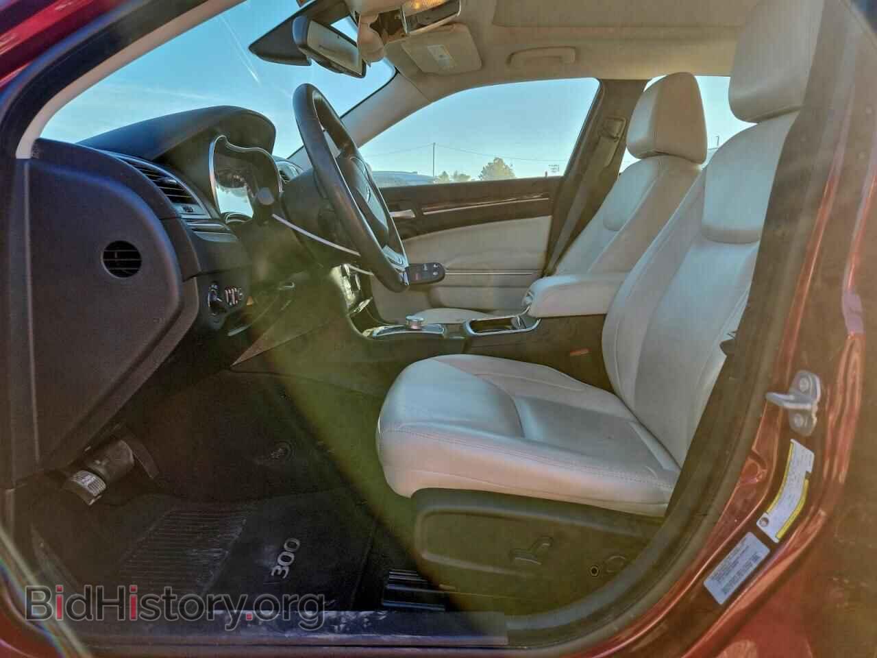 2016 CHRYSLER 300 - VIN: 2C3CCAAG9GH307909 - Фото 7