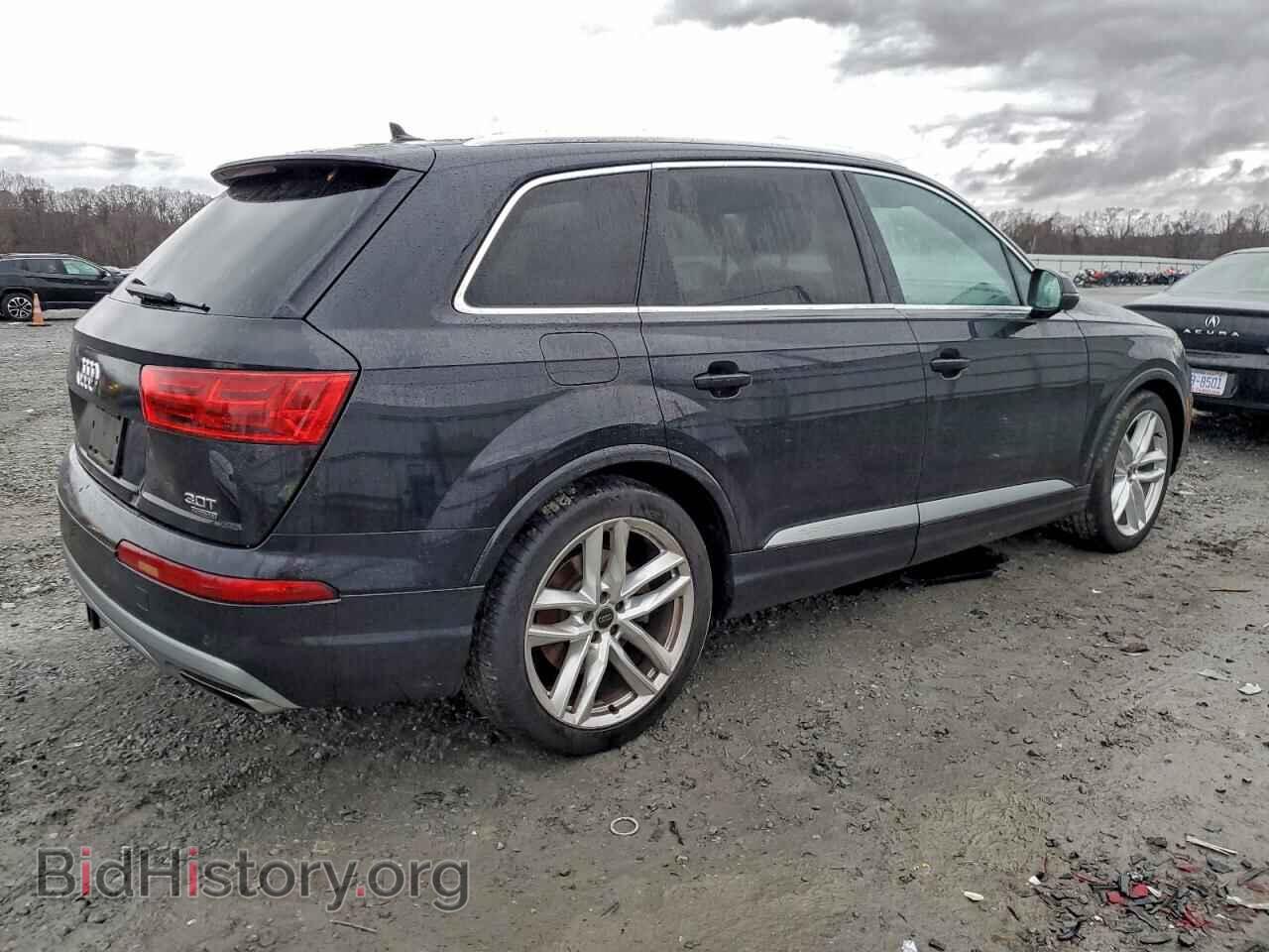 2017 AUDI Q7 - VIN: WA1VAAF75HD005402 - Фото 3
