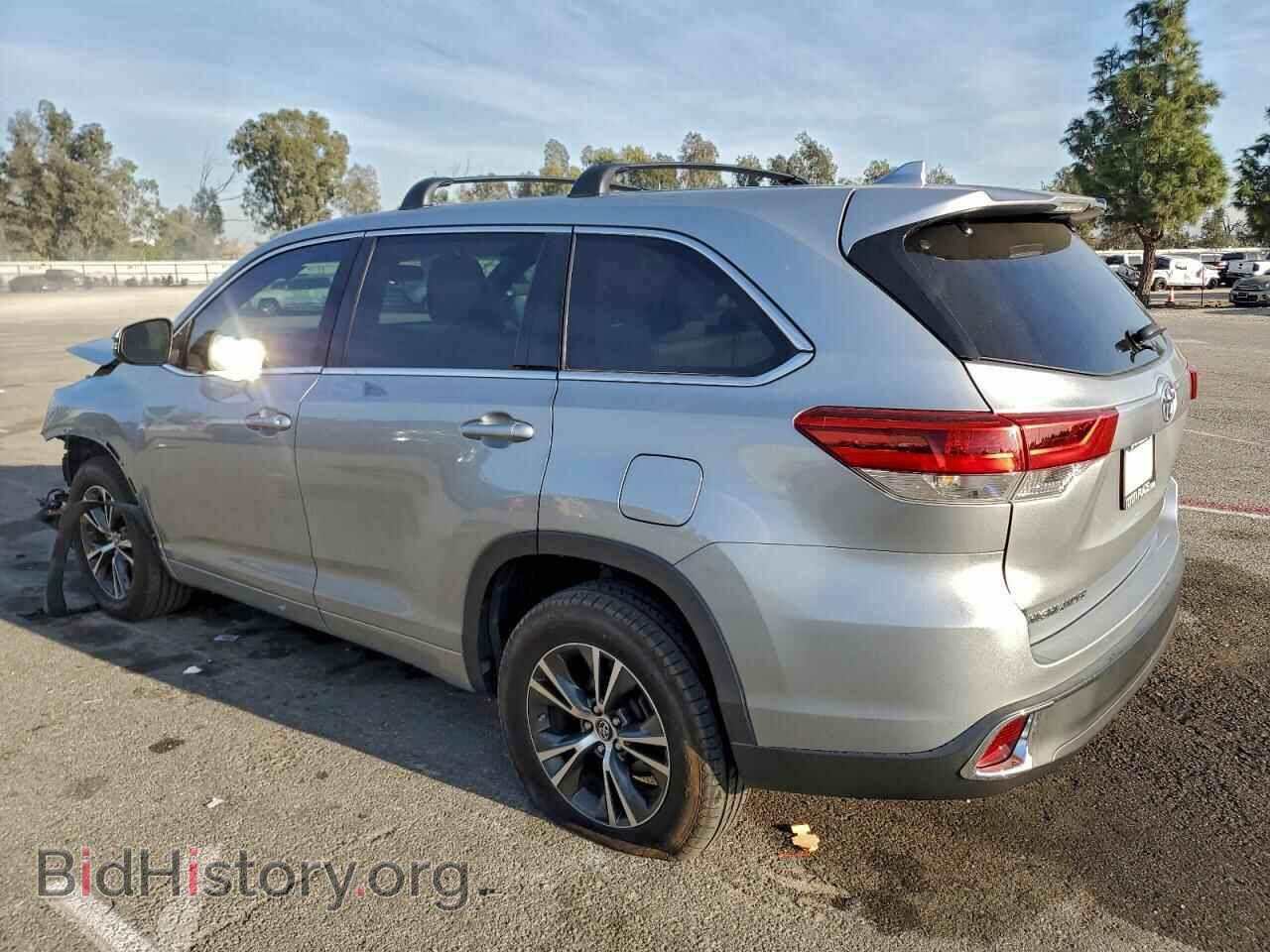 2017 TOYOTA HIGHLANDER - VIN: 5TDZZRFH7HS196283 - Фото 2