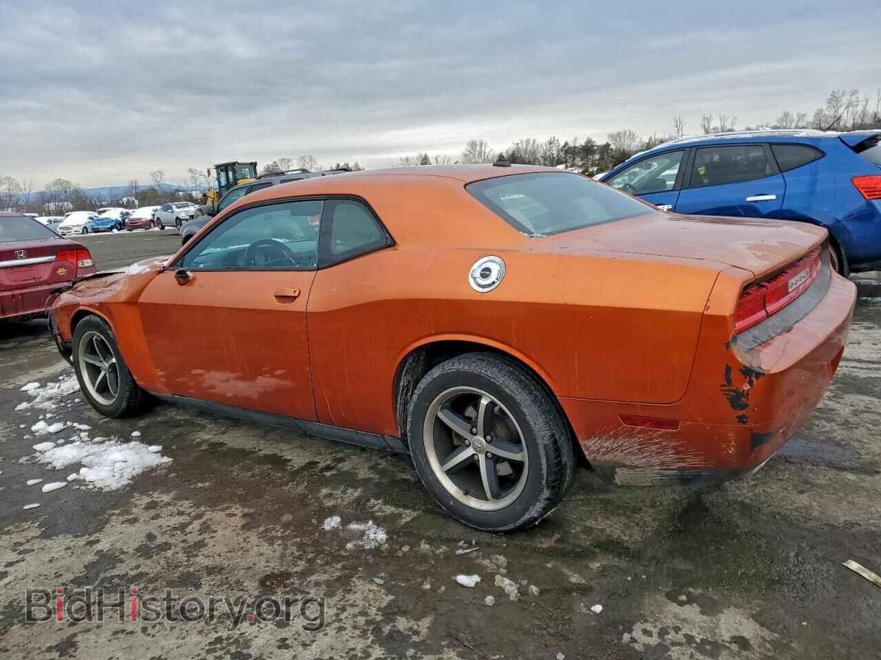2011 DODGE CHALLENGER - VIN: 2B3CJ4DG2BH588198 - Photo 2
