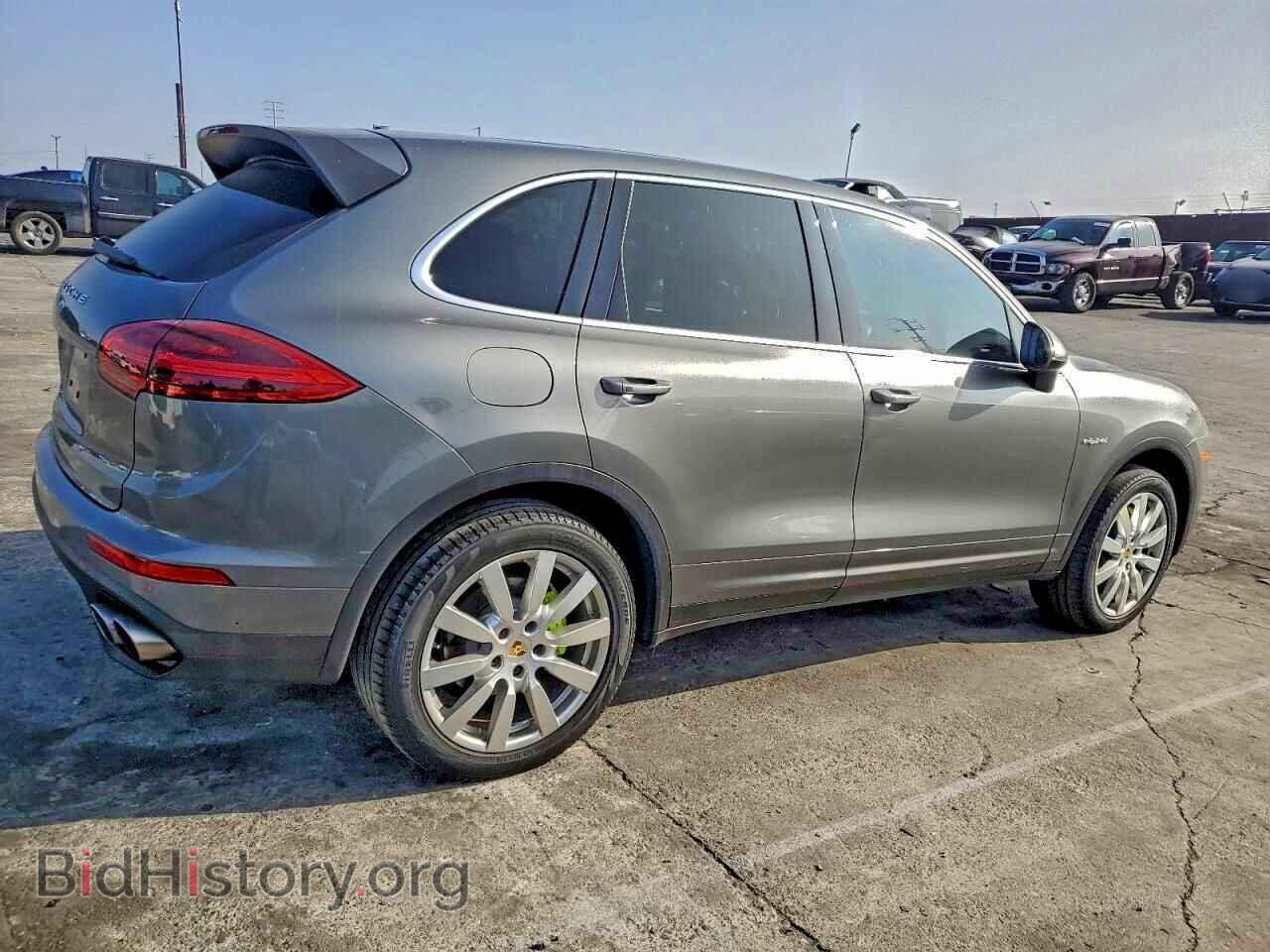 2016 PORSCHE CAYENNE - VIN: WP1AE2A22GLA60032 - Фото 4