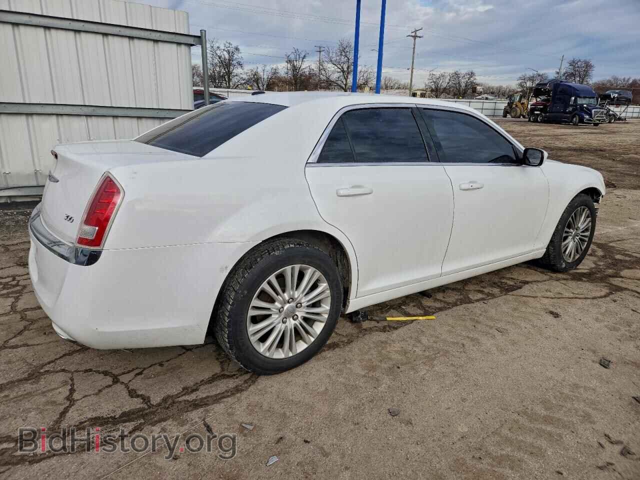 2014 CHRYSLER 300 - VIN: 2C3CCARG2EH316050 - Фото 3