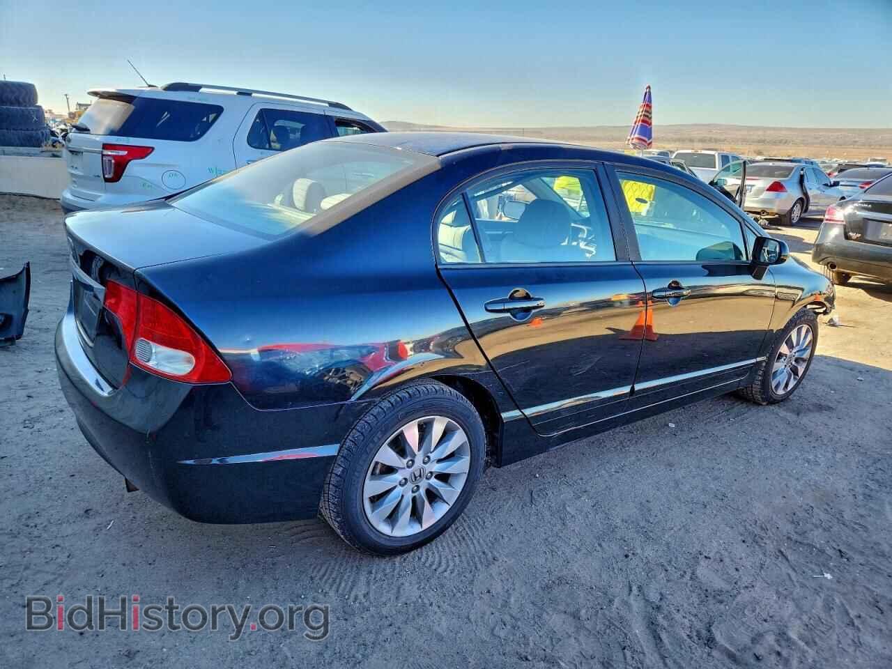 2010 HONDA CIVIC - VIN: 19XFA1F83AE001081 - Фото 3