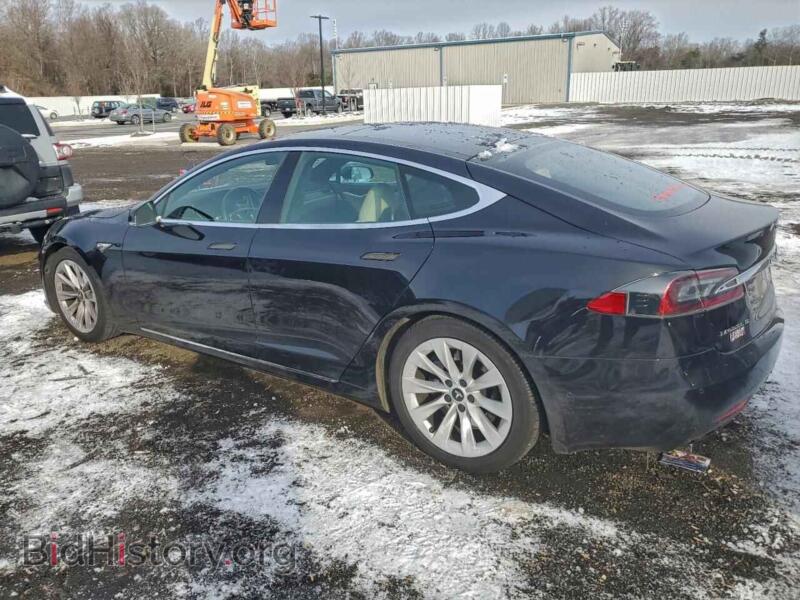 2016 Tesla MODEL S (VIN 5YJSA1E29GF160119) — фото 2 из 13